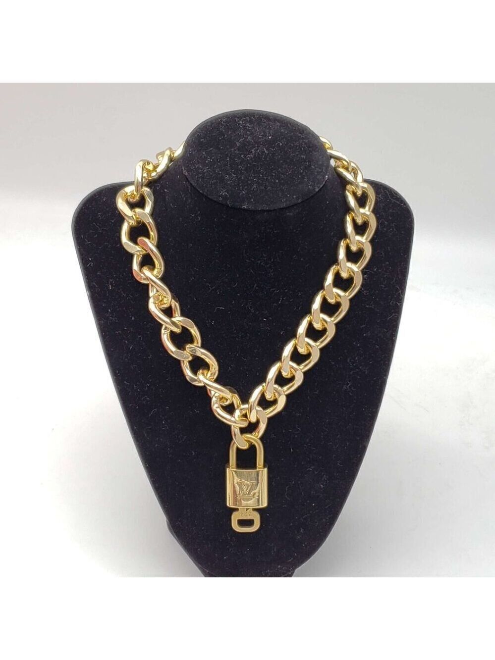 100% Auth Louis Vuitton Lock & Key with Unbranded Gold Plated Chain Necklace